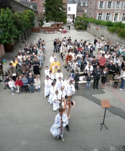 Célébration religieuse à l'école Nazareth