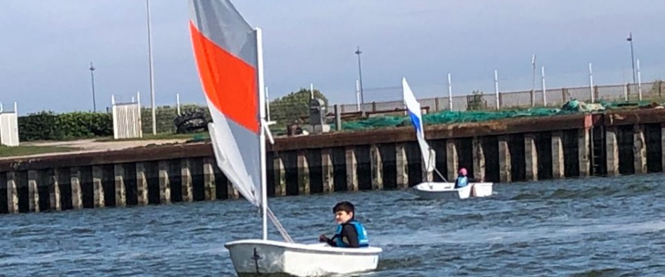 Une belle matinée à la voile